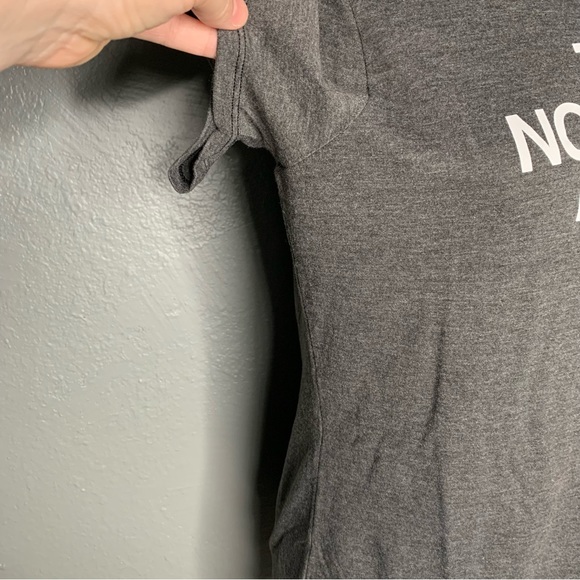 North Face Tee - Picture 6 of 9